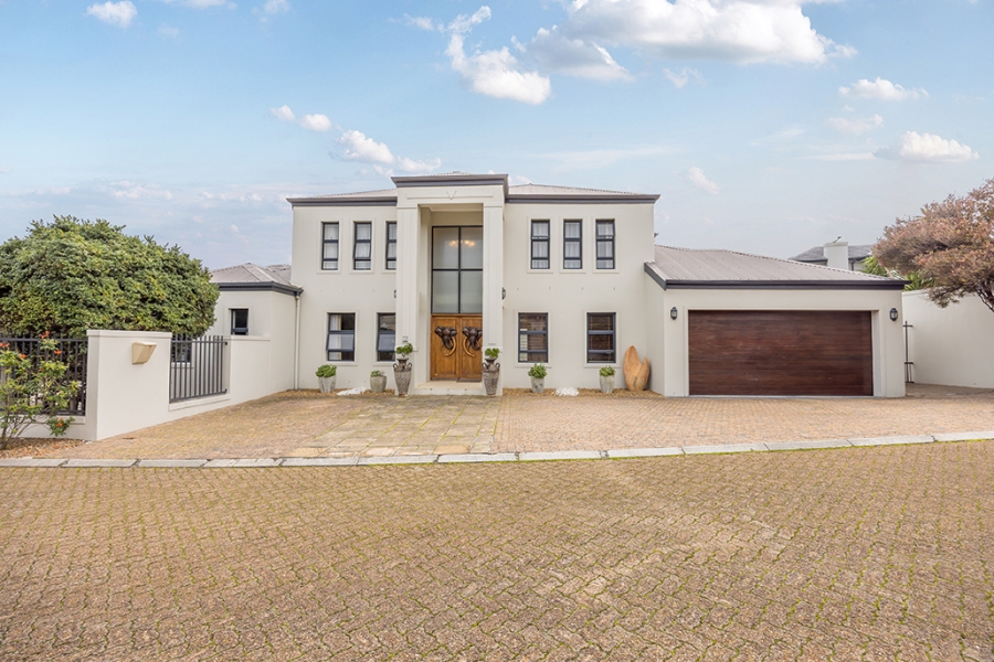 5 Bedroom Property for Sale in Big Bay Western Cape